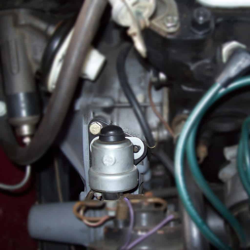 SEL0007, shown installed, just behind the solenoid